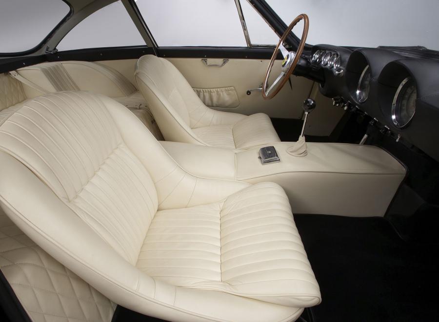  Ferrari 250 GT Lusso 1962 года  (фото 10 из 12)
